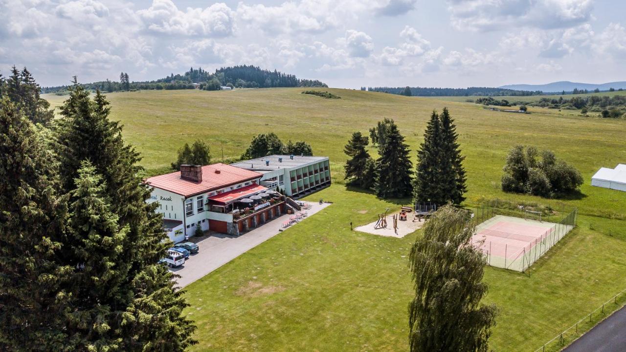 Hotel Racek Černá v Pošumaví Eksteriør bilde